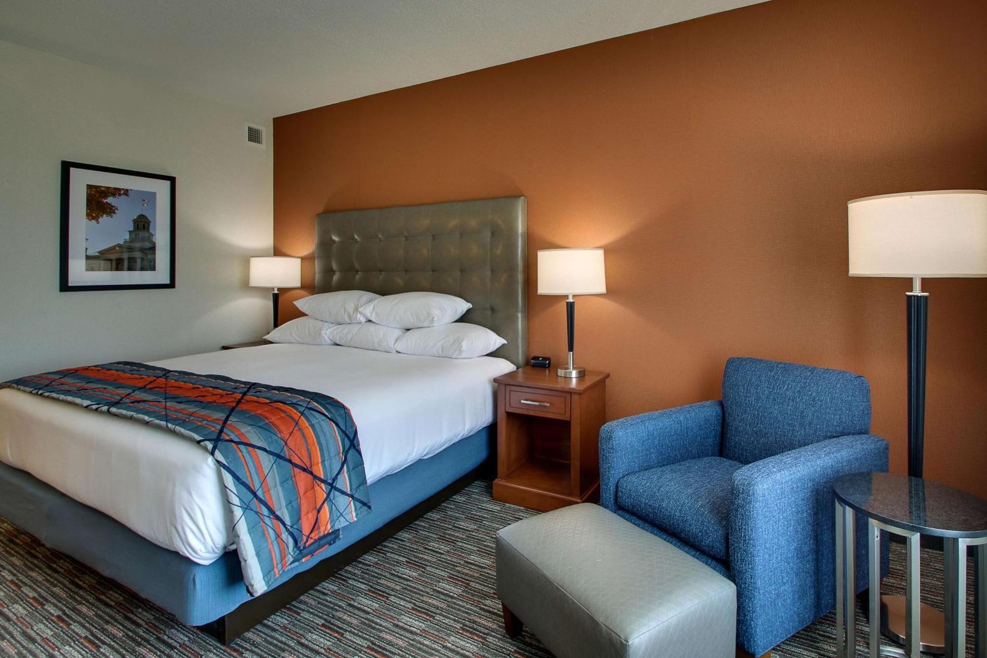 Drury Inn & Suites Iowa City Coralville Exterior foto